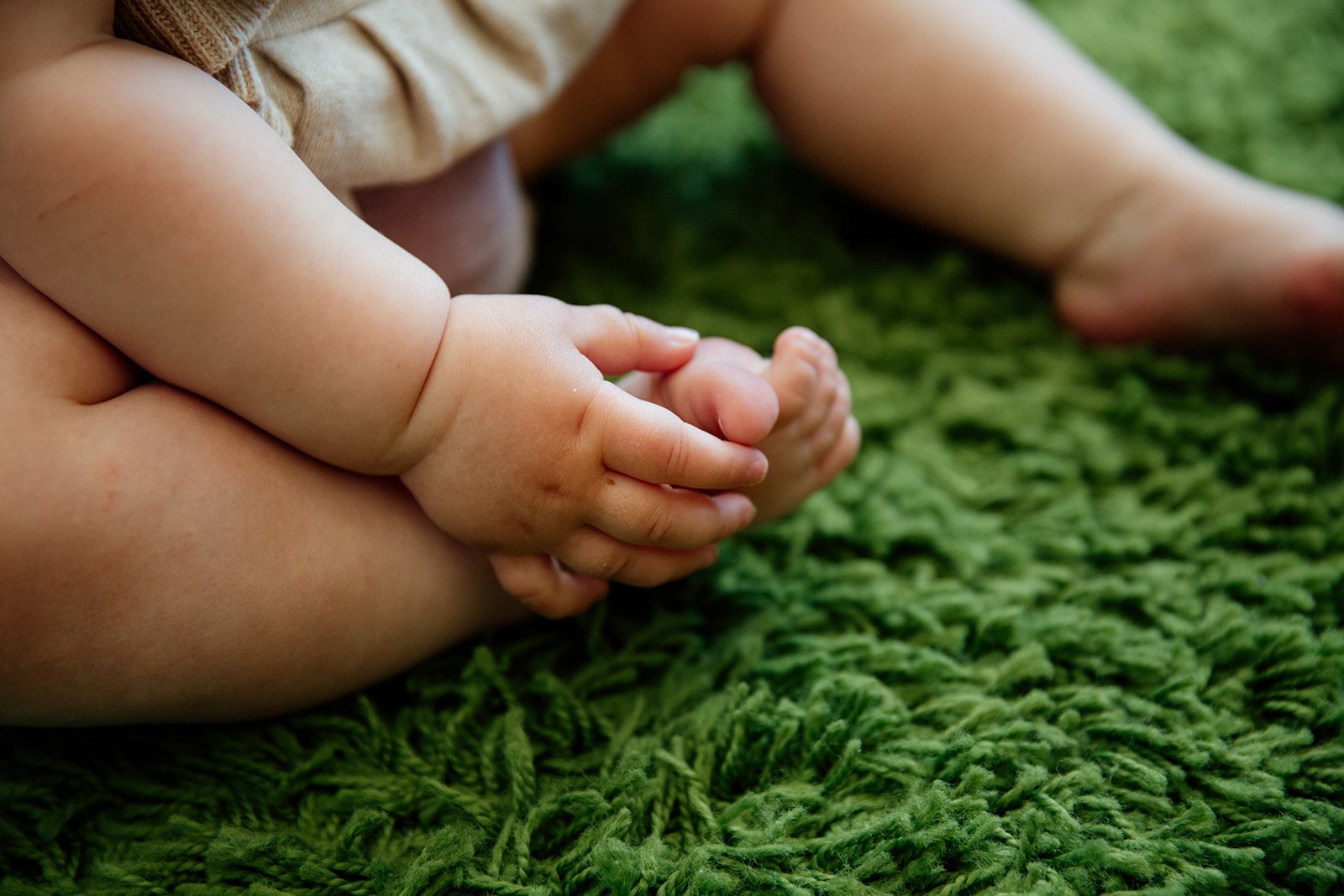 3 Benefits On Why Your Child Should Play Barefoot